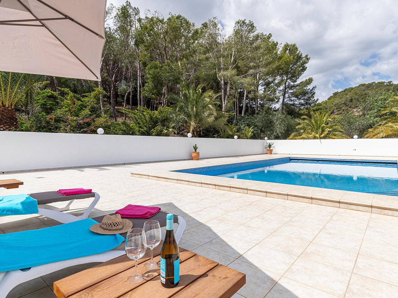 Rustikale Villa in Altea: privater Pool, Wlan, Haustiere erlaubt, Parkplatz, Klimaanlage in Platja L'Olla, Altea