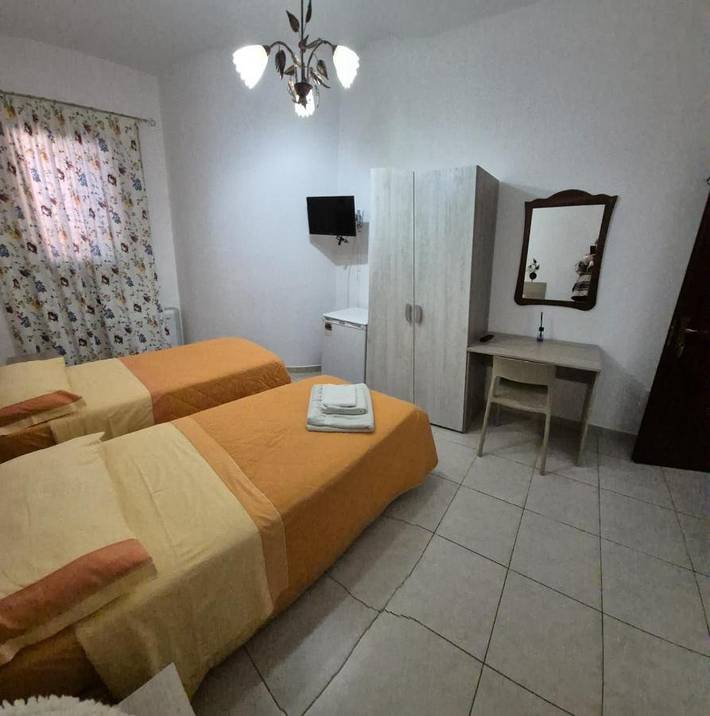 Chambre d’hôte pour 4 personnes, avec Balcon et Terrasse ainsi que Jardin et Vue à Agrigente - 2