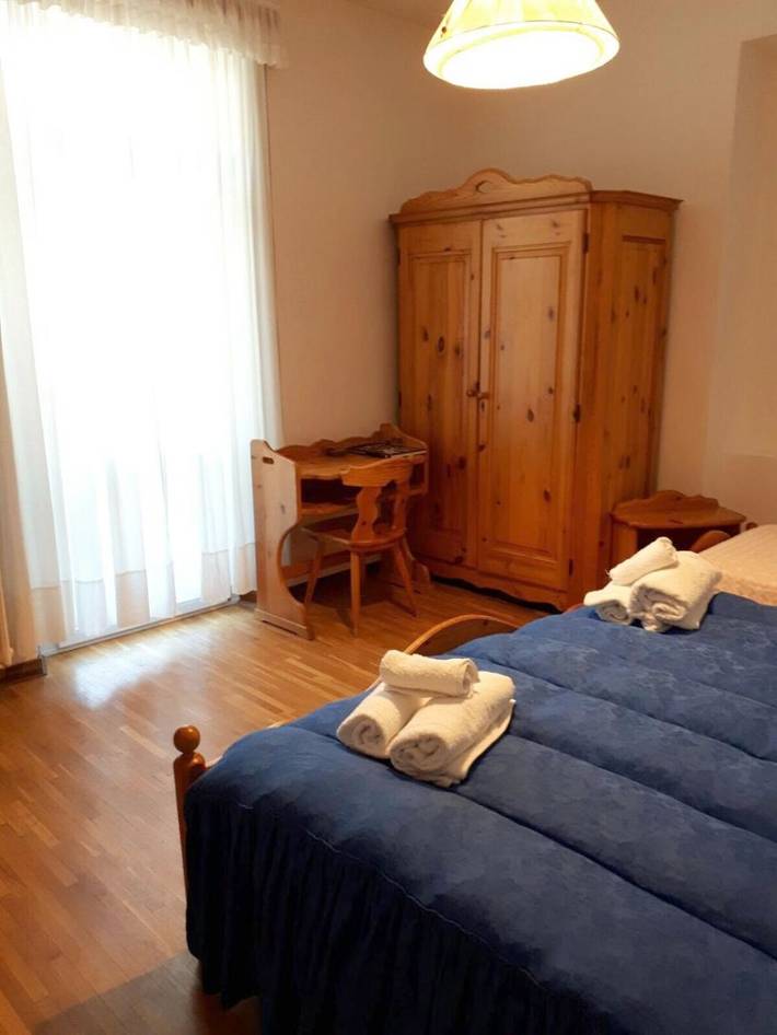 Hôtel pour 2 personnes, avec terrasse ainsi que vue et jardin, animaux acceptés à Cortina d'Ampezzo - 3