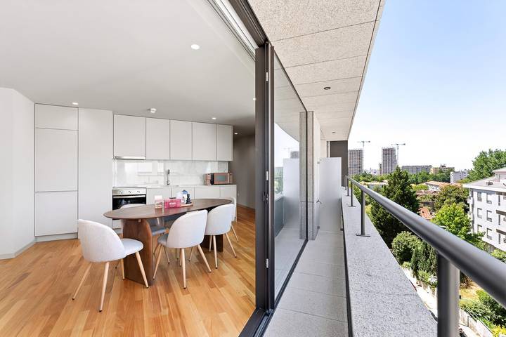 Appartement entier, Appartement de vacances pour 5 personnes avec balcon in Porto, District de Porto