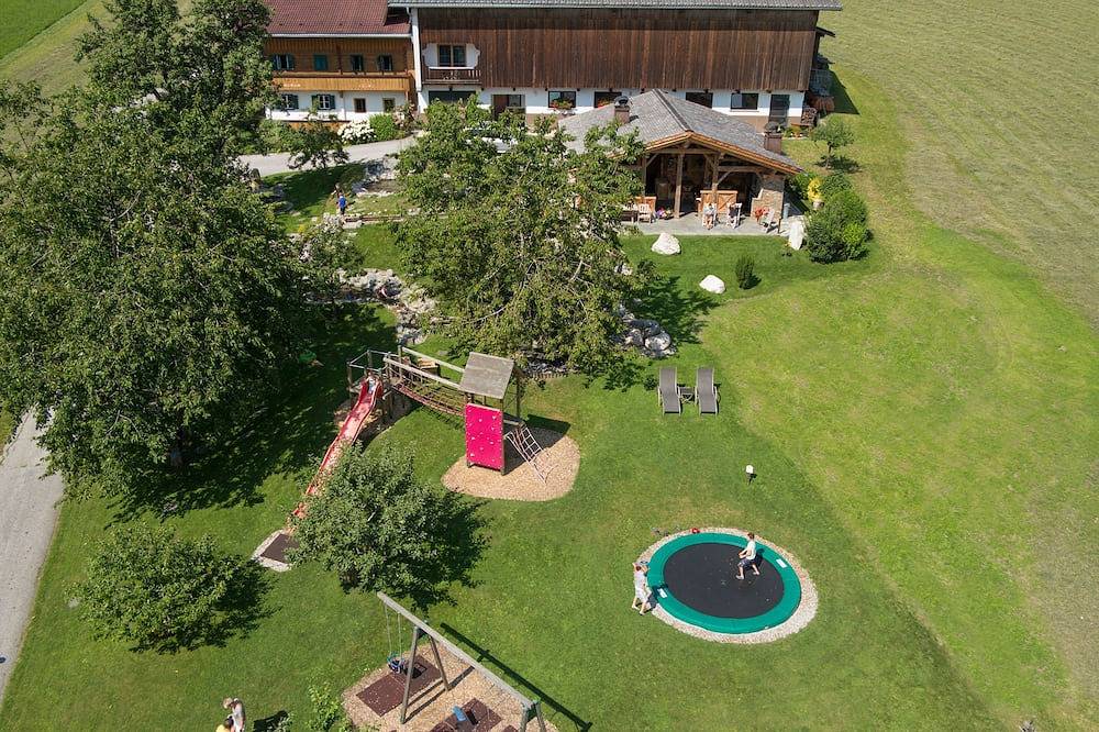 Warm feel-good house, 3 top ski areas, playground in Tuxer Alpen, Fügenberg