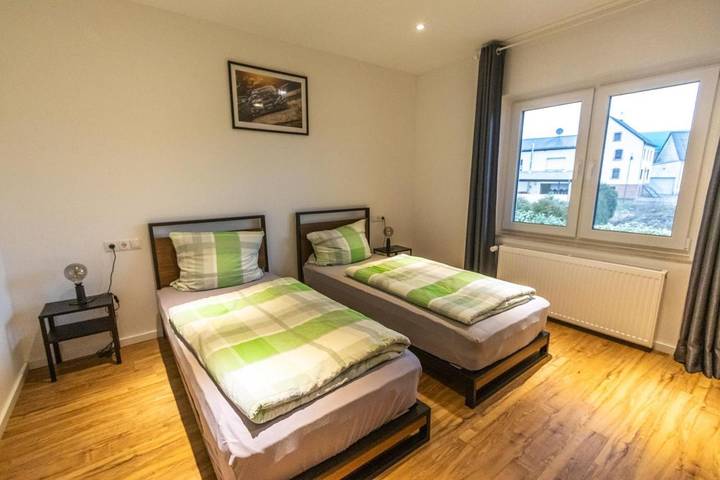 Ferienwohnung für 5 Personen, mit Ausblick und Terrasse in Rock am Ring - 2