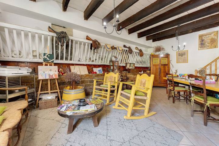 Camera d’hôtes "Chambre Little Boudha" con terrazza condivisa, Wi-Fi e aria condizionata in Bernis, Costa mediterranea (Francia)
