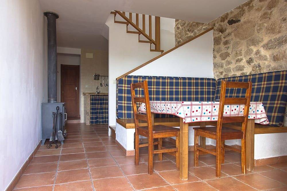 Casa do Comendiante - Apartment 4 + 1 (Ii) in San Xoán de Río, Ourense Region