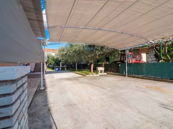 Ferienwohnung für 6 Personen, mit Garten in Fazana - 2