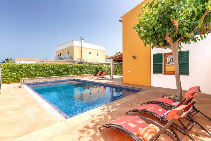 Location de vacances pour 6 personnes, avec jardin à Cala en Blanes - 2