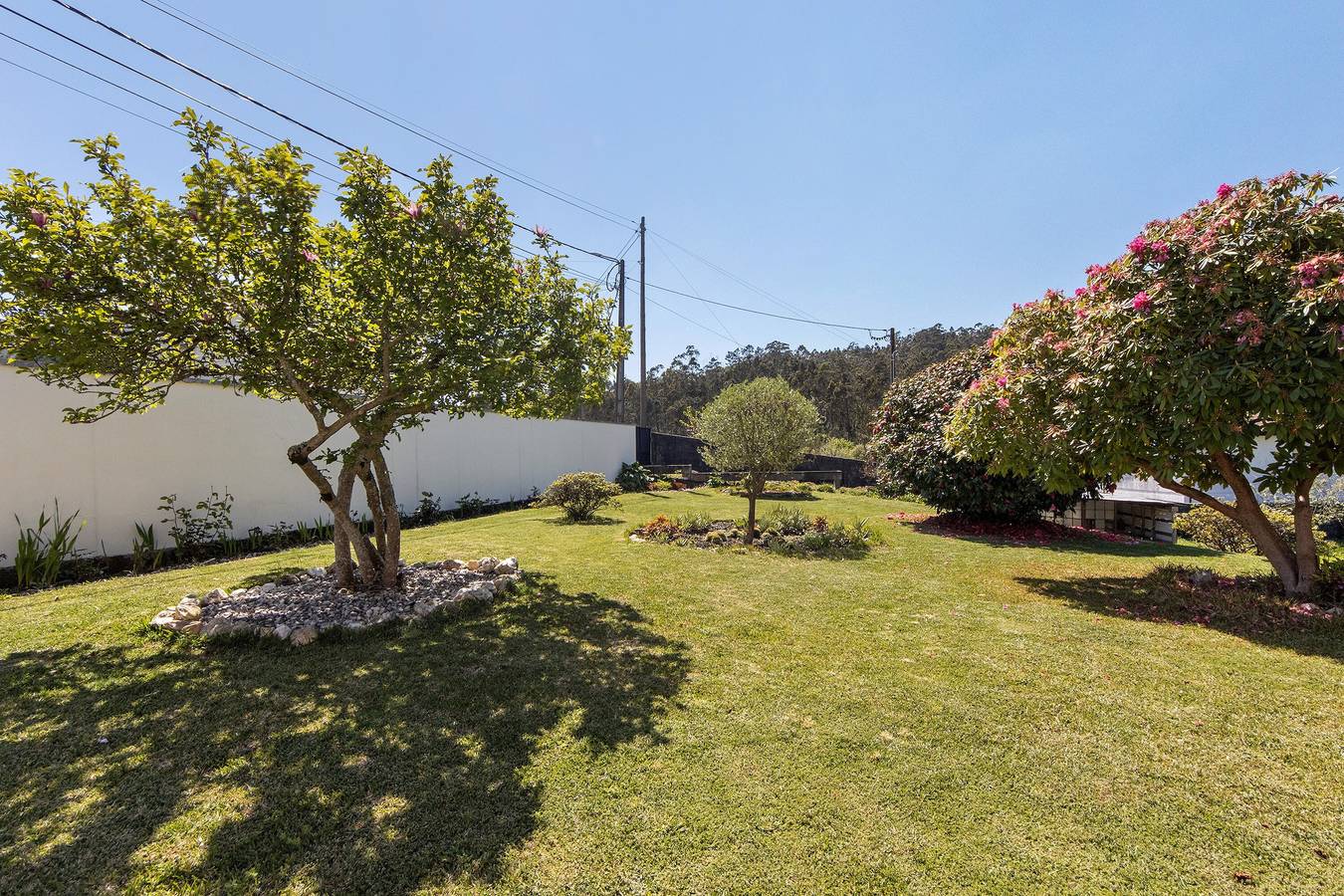 Ferienhaus 'Estúdio Entre Porto E Aveiro' mit Bergblick, Gemeinschaftsterrasse und Wlan in Carregosa, Aveiro Distrikt