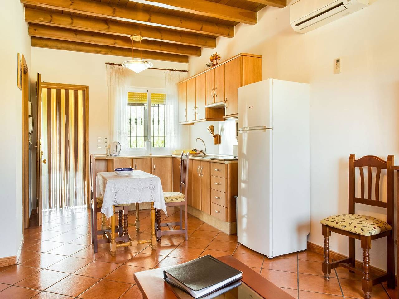 Classy Holiday Home in Guaro with Private Swimming Pool in Guaro, Sierra de las Nieves