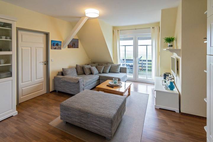 Ferienwohnung für 4 Personen, mit Balkon und Ausblick in Dornumersiel - 2