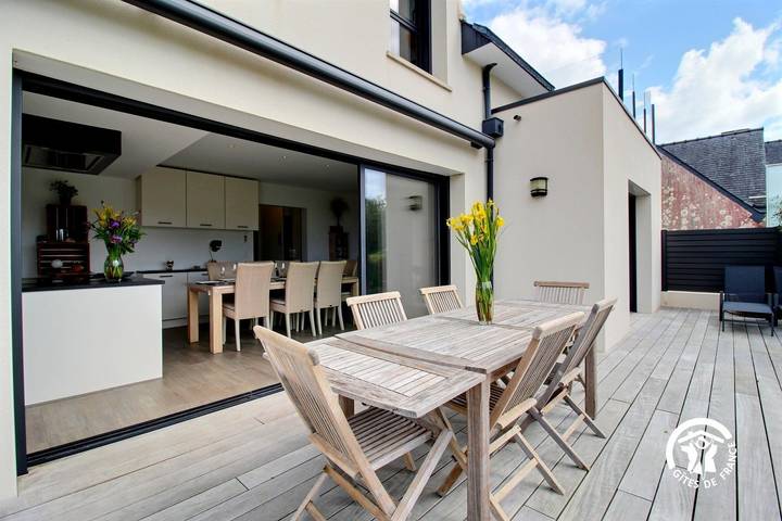 Gîte pour 8 personnes, avec jardin dans Plage de Landrezac - 3