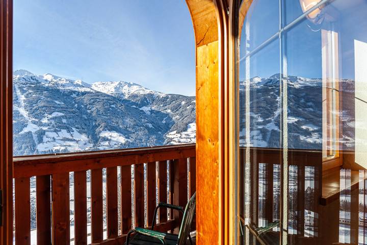 Ganze Wohnung, Apartment „Ahornblick“ mit Bergblick, Wlan und Balkon in Stummerberg, Ski-Optimal Hochzillertal