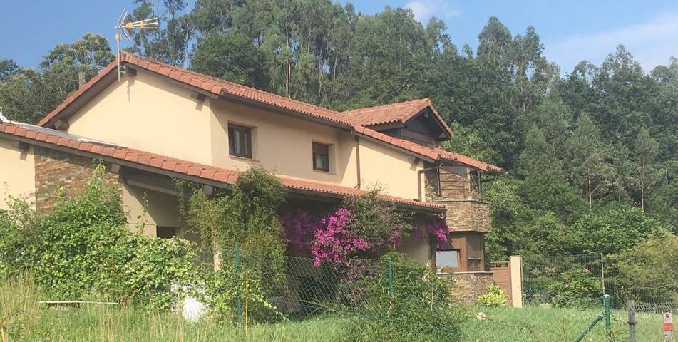 Casa de vacaciones para 13 personas, con jardín y vistas - 1