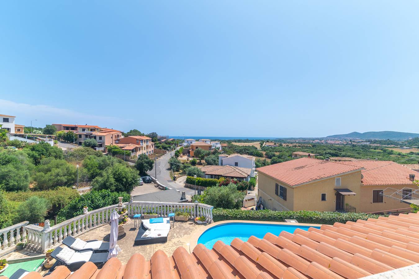 Ganze Wohnung, Ferienwohnung „Rifugio Sul Mare mit privatem Pool“, Meerblick, Wlan & Klimaanlage in Malamuri, Budoni