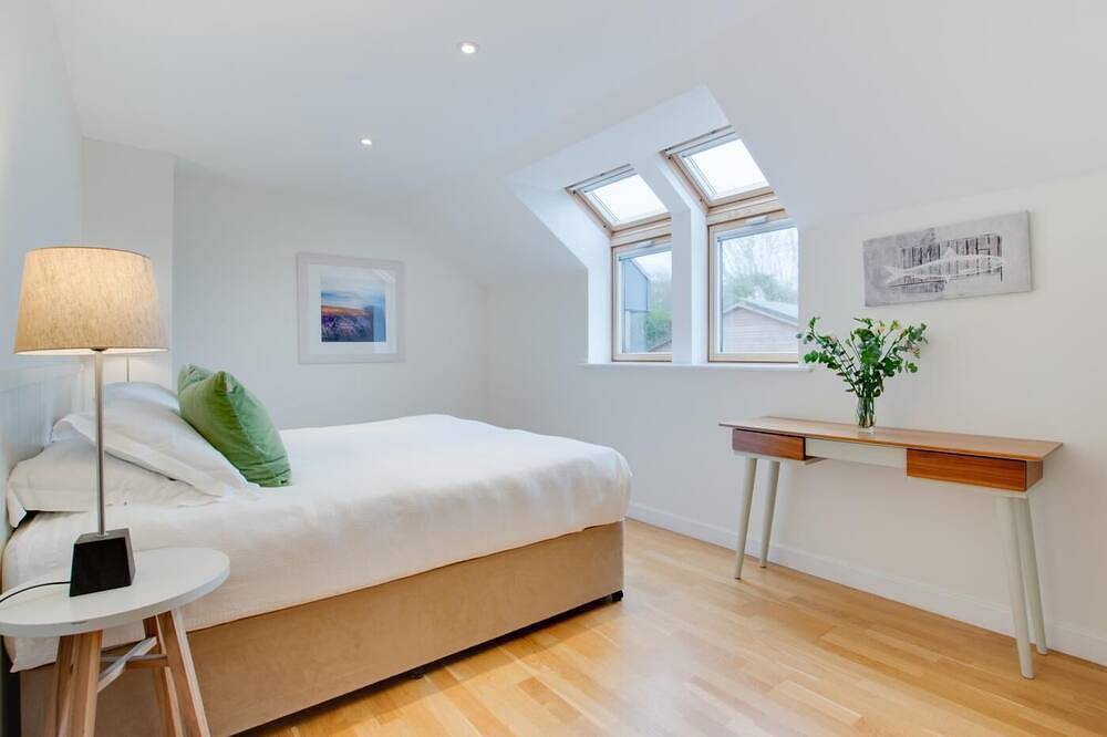3 Bed in Trevone (oc-stcad) in Trevone, Cornwall