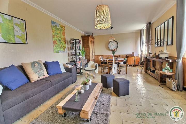 Gîte pour 6 personnes, avec terrasse et jardin, animaux acceptés à Pluduno