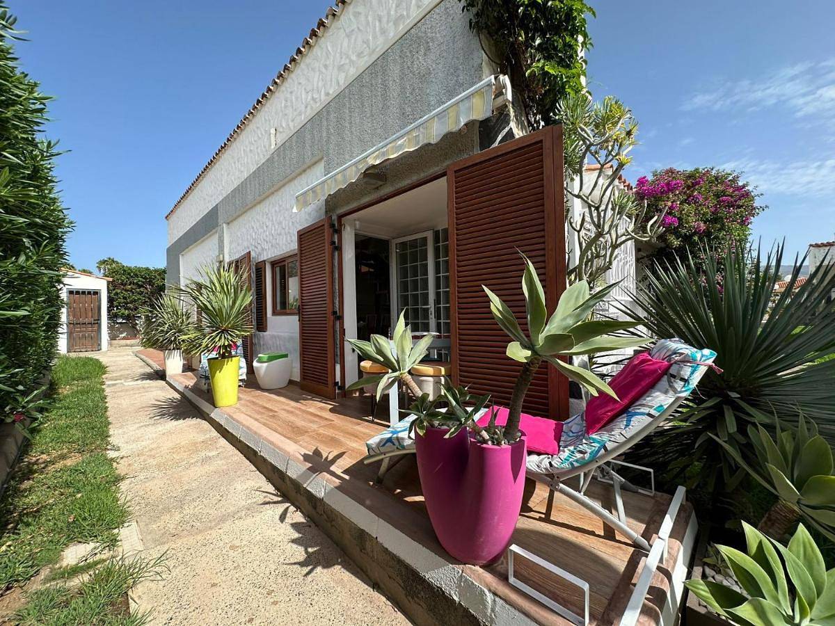 Two-Bedroom Villa in Maspalomas, San Bartolomé de Tirajana