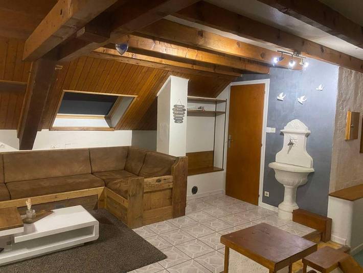 Gîte pour 8 personnes, avec balcon à Moye (Haute-Savoie)
