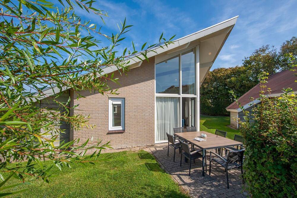 Bungalow in Zeeland nahe Sandstränden in Domburg, Walcheren