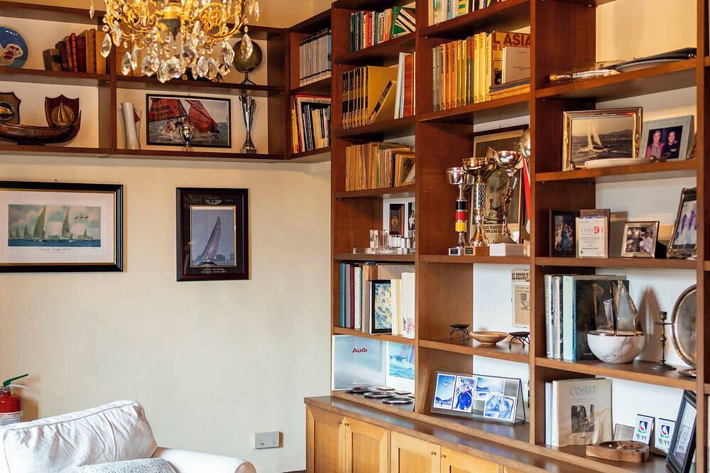 Palazzo K - B&B in country home with pool (room Tower) in Savona, Province de Savona