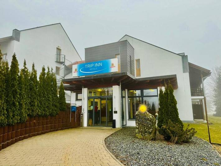 Hotel für 4 Personen, mit Garten und Terrasse, mit Haustier in Sonnen