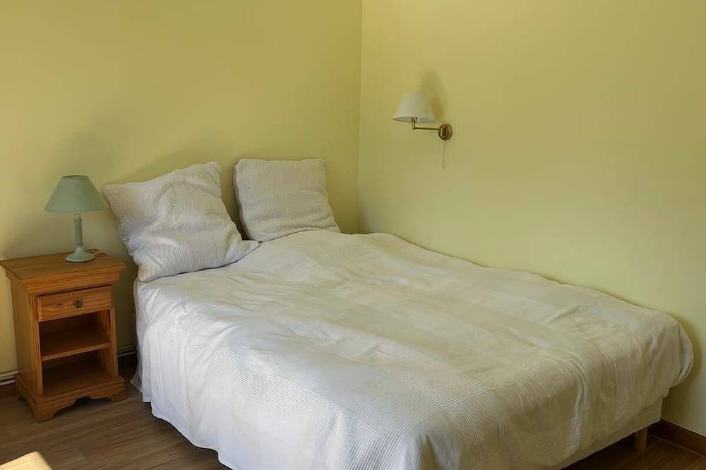 Apartamento entero, Comfortable 22m2 studio near Paris, overlooking garden and Parc de St Cloud in Saint-Cloud, Altos del Sena