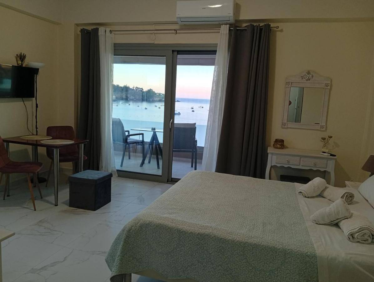 Appartement entier, Buganvilla Sea View apts in Agia Pelagia, Achlada