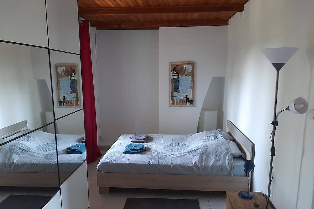 Ganze Wohnung, Apartment with large garden and parking, Uzès in Uzès, Nimes und Umgebung