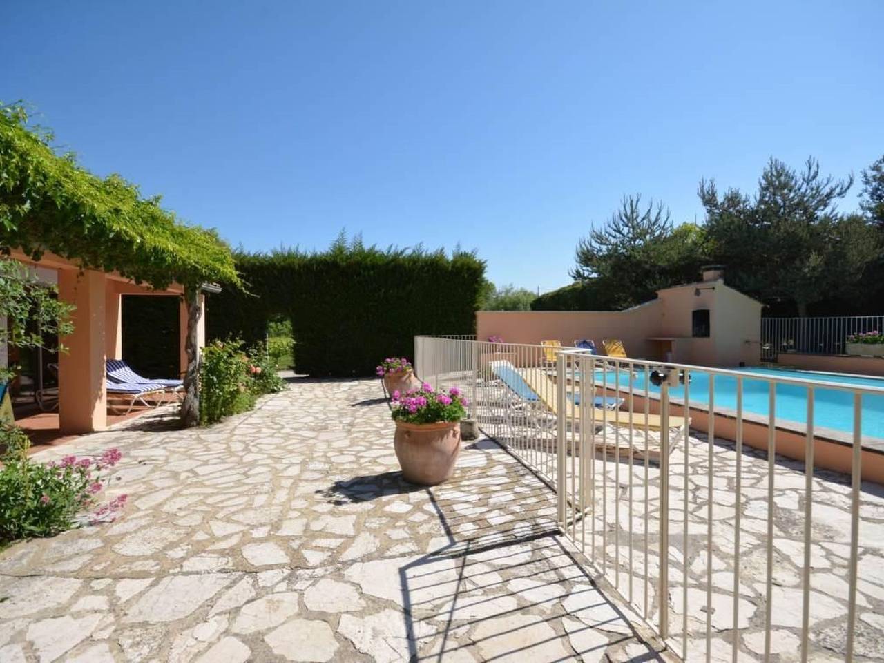 "Le Rieu" mit eigener Terrasse in Malaucène, Parque natural regional del Mont Ventoux