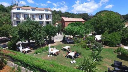 Hôtel pour 2 personnes, avec jardin, animaux acceptés à Quenza