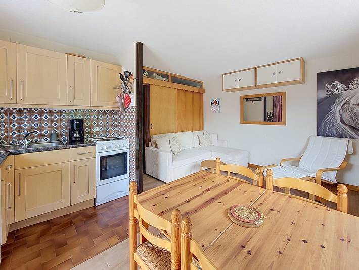 Studio entier, Relais S29 - 4 personnes - Studio lumineux - Saint Jean D'Aulps station - Proche Morzine in Saint-Jean-d'Aulps, Les Portes du Soleil
