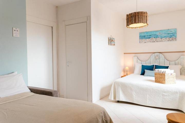 Chambre d’hôte pour 3 personnes, avec terrasse dans La Maddalena - 4