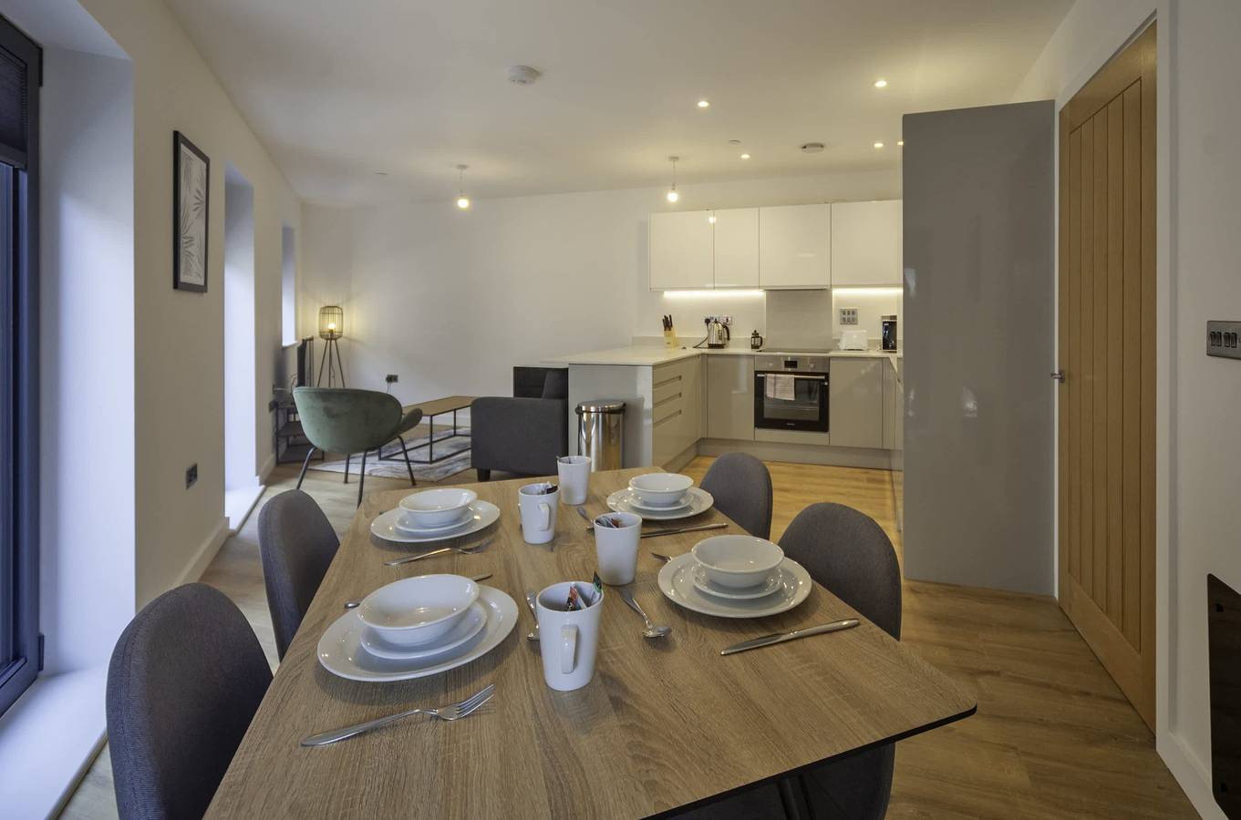 Apartamento entero, Large Balcony | 2Br, 3 Storey near Central Ashford in Ashford, Región de Ashford
