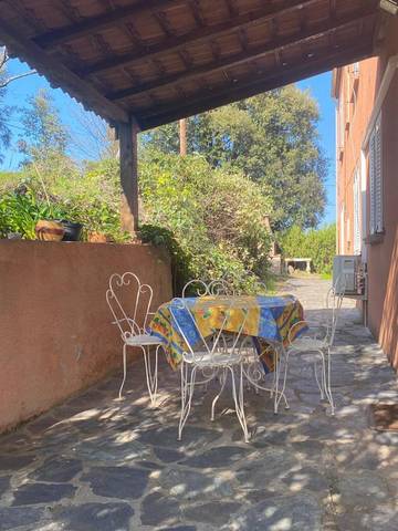 Gîte pour 3 personnes, avec terrasse à San-Giuliano