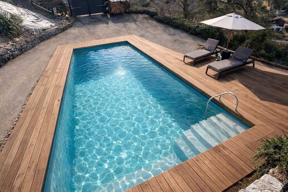 Villa piscine jacuzzi vue imprenable sur le lac d'Annecy in Talloires-Montmin, Région d'Annecy