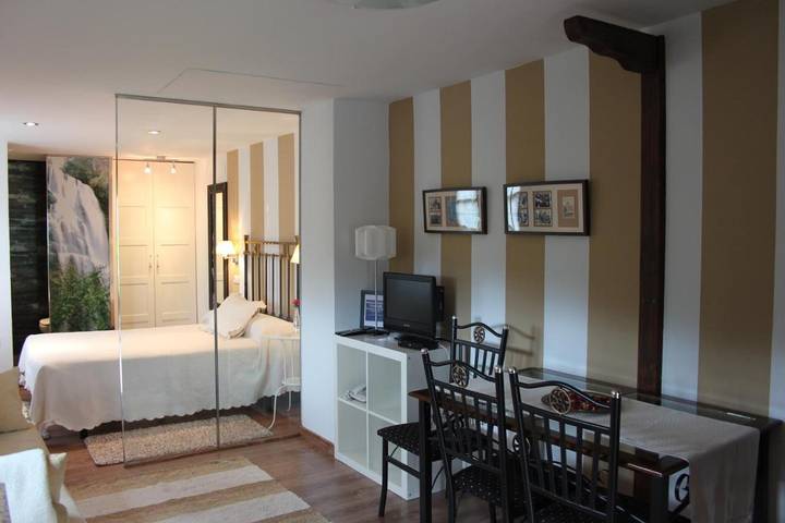 Casa rural para 8 personas, con Balcón y Terraza además de Jardín y Vistas en Villaviciosa - 4
