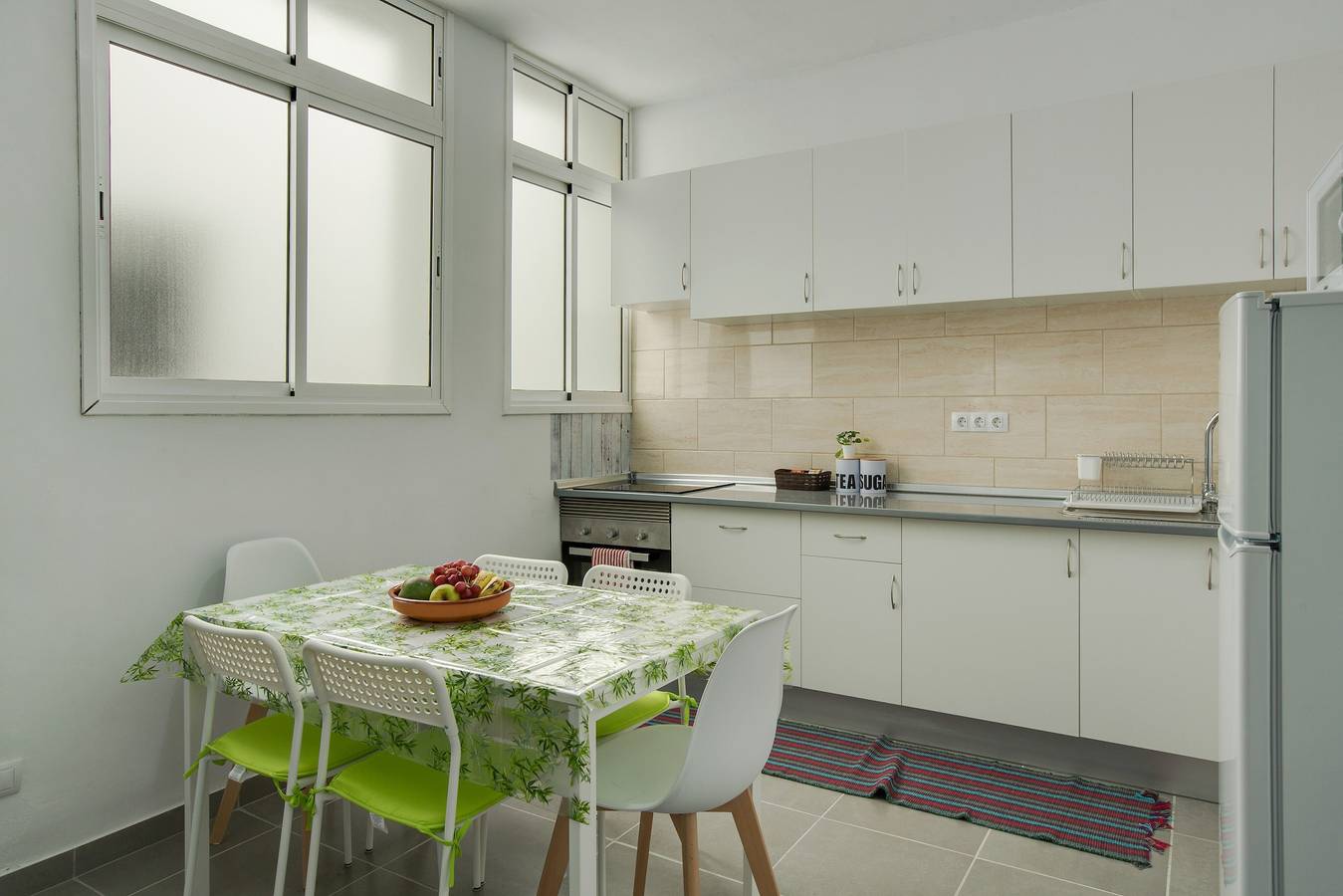 Appartement entier, Appartement confortable "2B El Amore" près de la mer avec Wi-Fi et ventilateurs in Vecindario, Santa Lucía de Tirajana