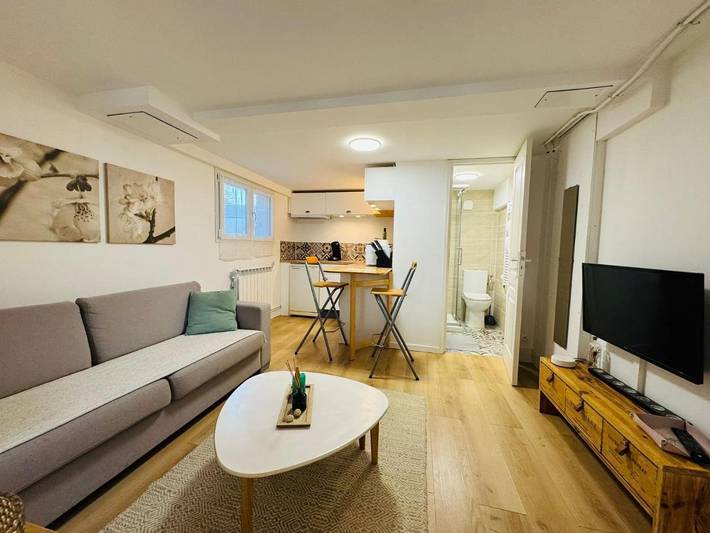 Gîte pour 2 personnes, avec jardin dans Marolles-en-Hurepoix