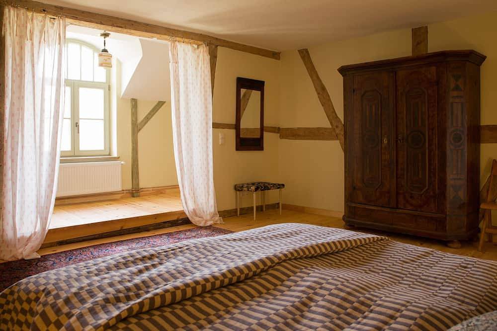 Gesamtes Ferienhaus - Gutshaus Dechowshof - bis zu 16 Personen in Ribnitz-Damgarten, Vorpommern-Rügen