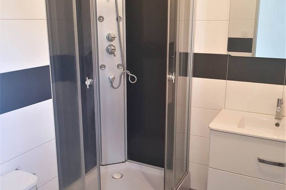 Apartamento entero, Studio rue Donzelle 2nd floor in Cahors, Lot