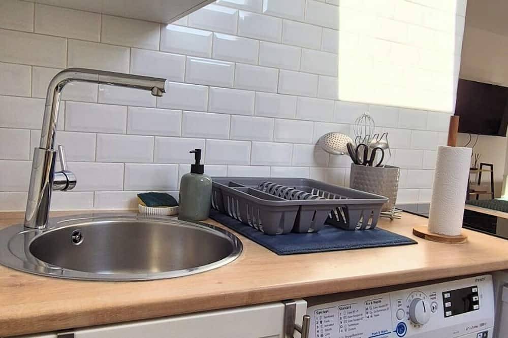 Entire apartment, Right in the center at the foot of the cathedral in Beauvais, Oise