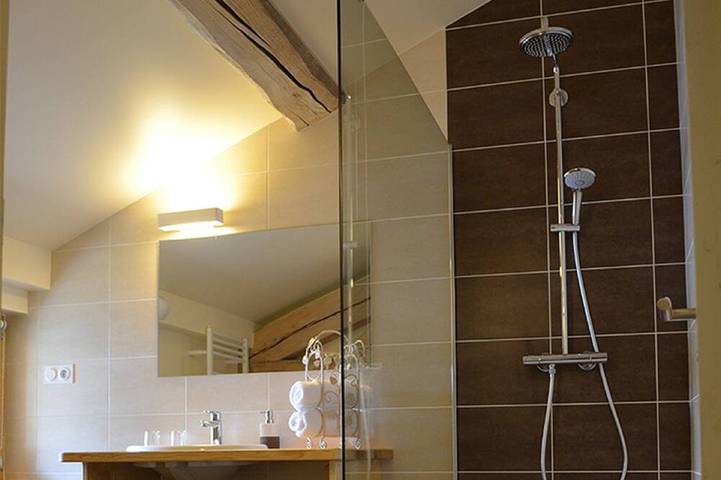 Location de vacances pour 4 personnes, avec sauna et jardin à Monlet - 4