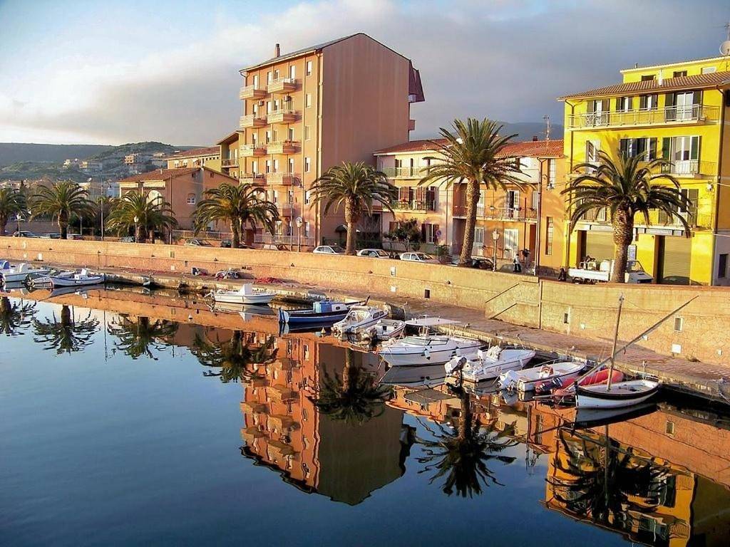 Double Room with Garden View in Bosa, Planargia