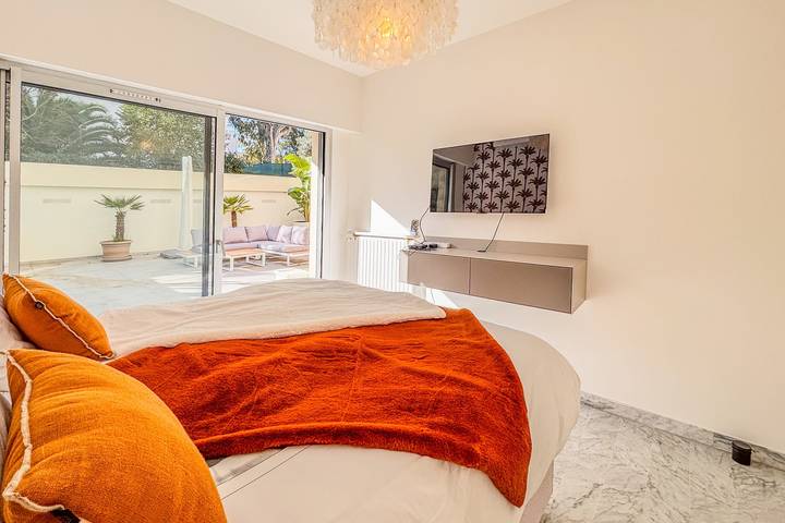 Apartamento vacacional entero, 2P Apartment Just Steps from Antibes Beaches in Juan-les-Pins, Antibes