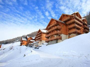 Chalet pour 8 personnes, avec sauna et balcon à Valloire