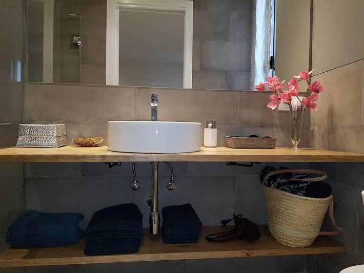 Ganze Wohnung, Apartment mit Meerblick, Terrasse und Schwimmbad in Platja de Gavà (Gavà), Gavà