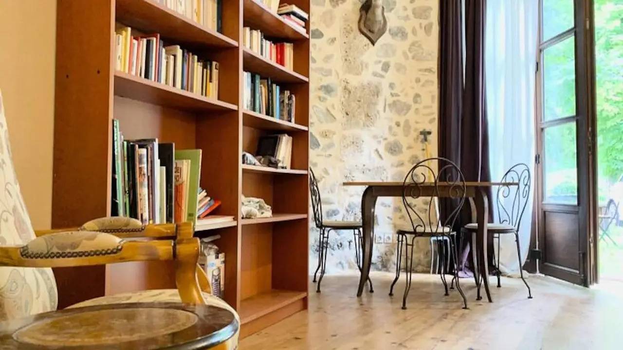Ganze Ferienwohnung, Ferienwohnung für 2 Personen (30 m²) in Uriage-les-Bains in Saint-Martin-d'Uriage, Nationalpark Écrins