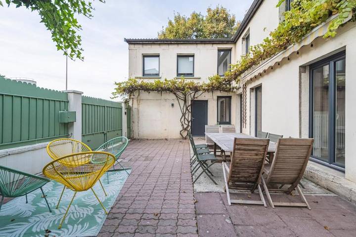 Villa pour 8 personnes, avec Terrasse à Reims - 2