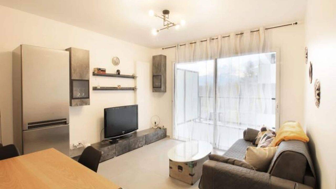 Entire holiday apartment, Ferienwohnung für 4 Personen (41 m²) in Le Bourget-du-Lac in Le Bourget-du-Lac, Chambéry region