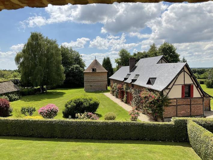 Gîte pour 12 personnes, avec Terrasse et Jardin