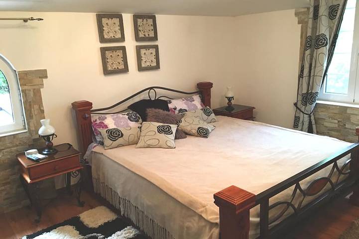 Ferienhaus für 6 Personen, mit Garten und Whirlpool in Montenegro - 4